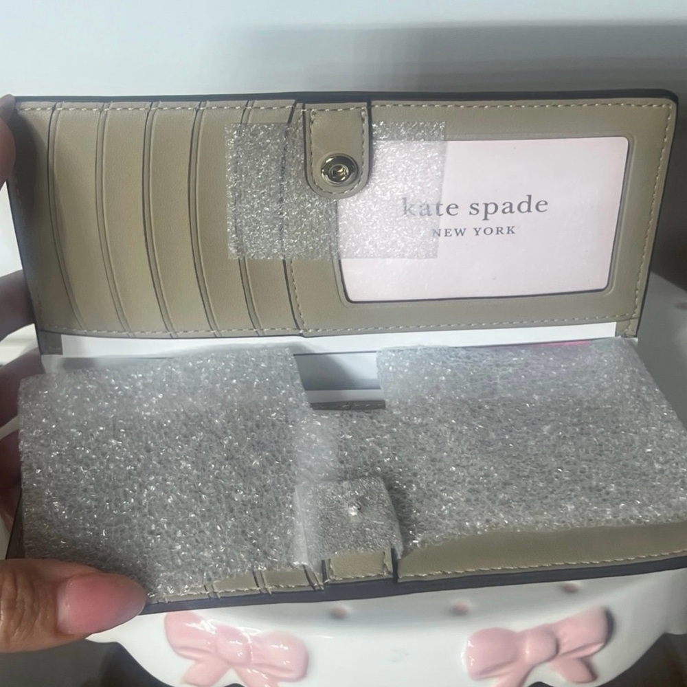 Kate Spade Veronica Slim Bifold Wallet - Picture 3 of 4